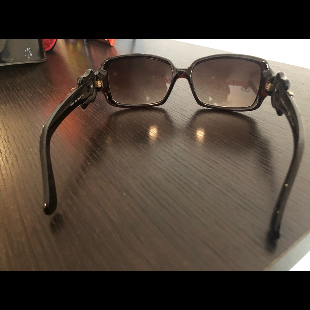 Fendi Brown Sunglasses with buckle - Picture 4 of 5